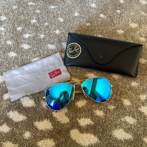 Ray Ban Aviator sunglasses